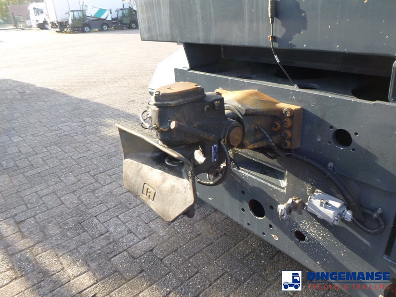 MOL RM 255 4X4 terminal drawbar tractor 150 ton - Cabeza tractora: foto 5 MOL RM 255 4X4 terminal drawbar tractor 150 ton - Cabeza tractora: foto 5