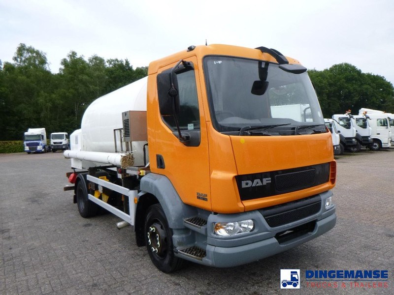 DAF LF 55.180 4x2 RHD ARGON gas truck 5.9 m3 - Camión cisterna: foto 2 DAF LF 55.180 4x2 RHD ARGON gas truck 5.9 m3 - Camión cisterna: foto 2
