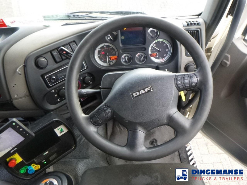 Camión de basura DAF LF 55.220 4X2 RHD Farid refuse truck: foto 15