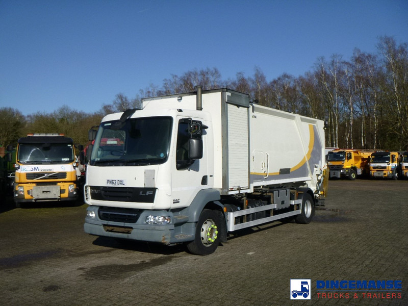 DAF LF 55.220 4X2 RHD Farid refuse truck - Camión de basura: foto 1 DAF LF 55.220 4X2 RHD Farid refuse truck - Camión de basura: foto 1