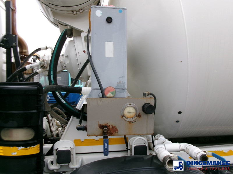 Camión hormigonera MAN TGS 32.360 8X4 Euro 6 Imer concrete mixer 9 m3: foto 9
