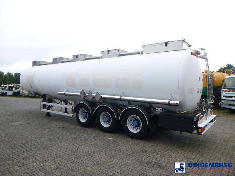 Magyar Chemical tank inox 34 m3 / 1 comp - Remolque cisterna: foto 3 Magyar Chemical tank inox 34 m3 / 1 comp - Remolque cisterna: foto 3