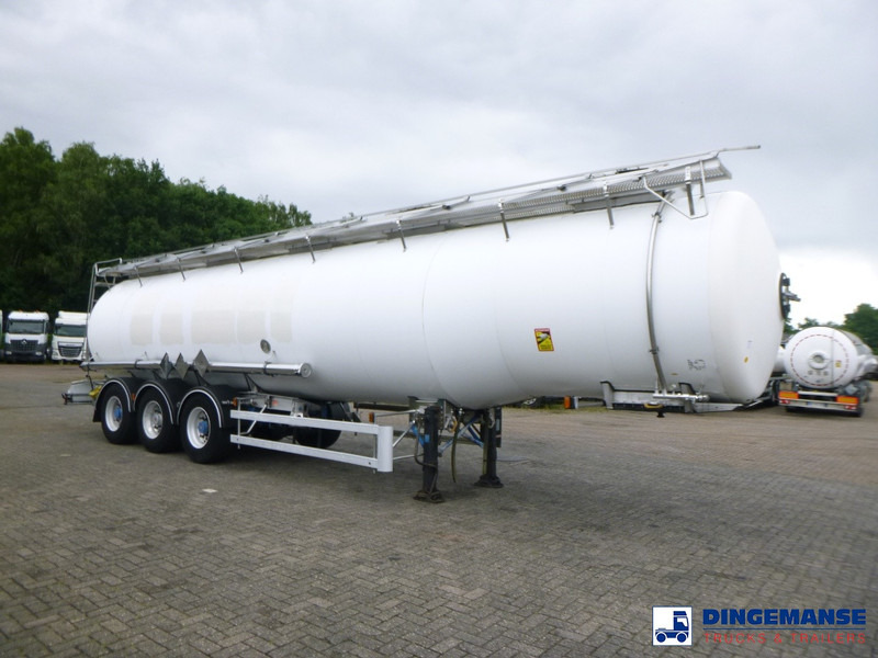 Magyar Chemical tank inox 34 m3 / 1 comp - Remolque cisterna: foto 2 Magyar Chemical tank inox 34 m3 / 1 comp - Remolque cisterna: foto 2