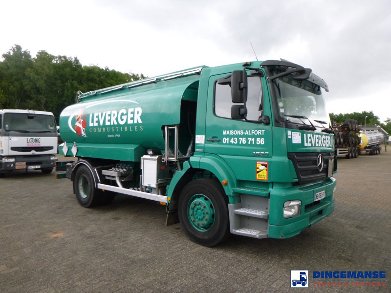 Mercedes-Benz Axor 1829 4x2 heavy oil tank 14.4 m3 / 4 comp - Camión cisterna: foto 2 Mercedes-Benz Axor 1829 4x2 heavy oil tank 14.4 m3 / 4 comp - Camión cisterna: foto 2