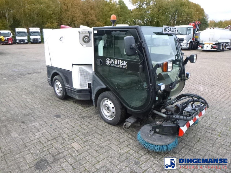 Nilfisk City Ranger CR 3500 Street sweeper - Barredora vial: foto 2 Nilfisk City Ranger CR 3500 Street sweeper - Barredora vial: foto 2