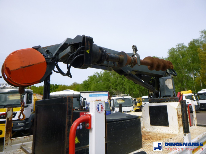 Perforadora Renault D 240 DTI 4x2 + Risa G2T drilling installation: foto 16