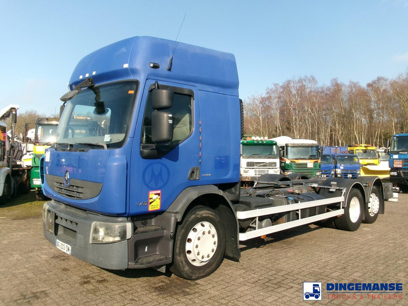 Renault Premium 370 6x2 chassis - Camión chasis: foto 1 Renault Premium 370 6x2 chassis - Camión chasis: foto 1