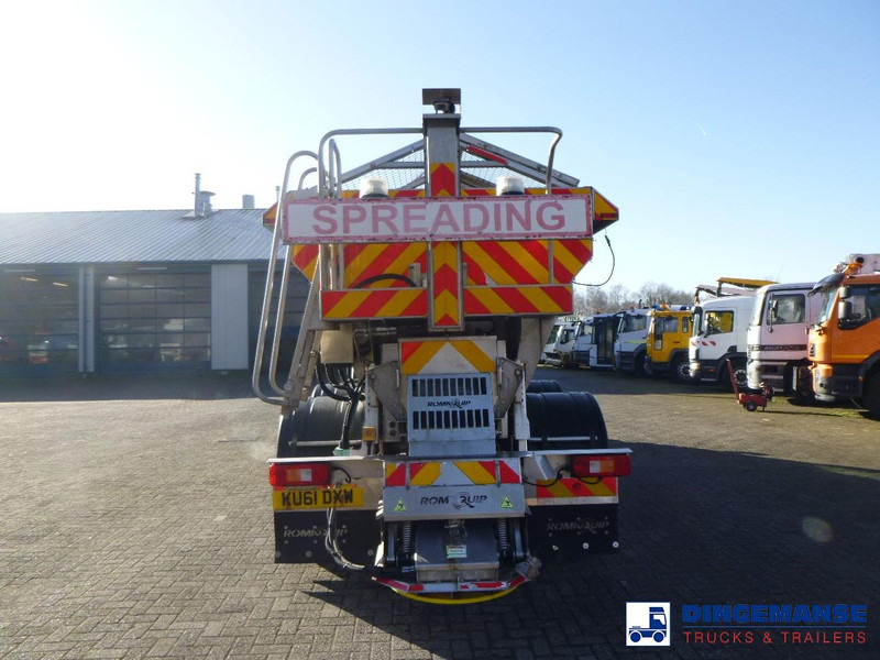Volvo FE 340 6x4 RHD salt spreader / gritter - Máquina quitanieve: foto 5 Volvo FE 340 6x4 RHD salt spreader / gritter - Máquina quitanieve: foto 5