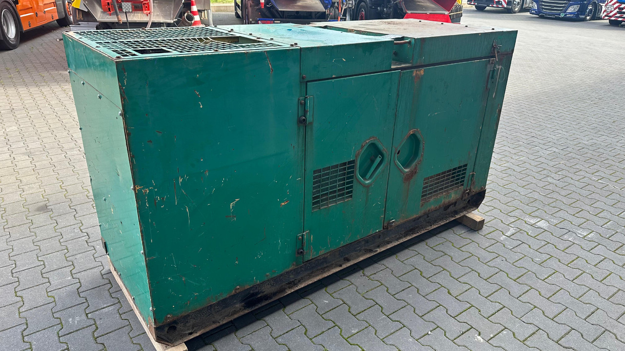ATLAS Copco QAS 60 Kd BJ 1990 kVA 50 Elektro Stromgenerator Stromaggregat Notstrom - Generador industriale: foto 4 ATLAS Copco QAS 60 Kd BJ 1990 kVA 50 Elektro Stromgenerator Stromaggregat Notstrom - Generador industriale: foto 4