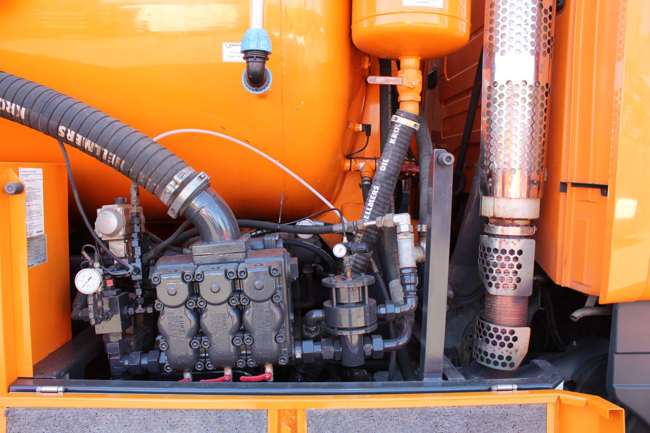 Limpieza de alcantarillado Scania R450 8x4 Kroll 19m³ Wasserrückgewinner Kombi-HD: foto 10 Limpieza de alcantarillado Scania R450 8x4 Kroll 19m³ Wasserrückgewinner Kombi-HD: foto 10