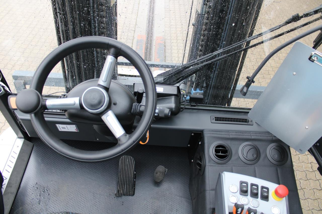 Carer A80-900X - Carretilla elevadora eléctrica: foto 4 Carer A80-900X - Carretilla elevadora eléctrica: foto 4