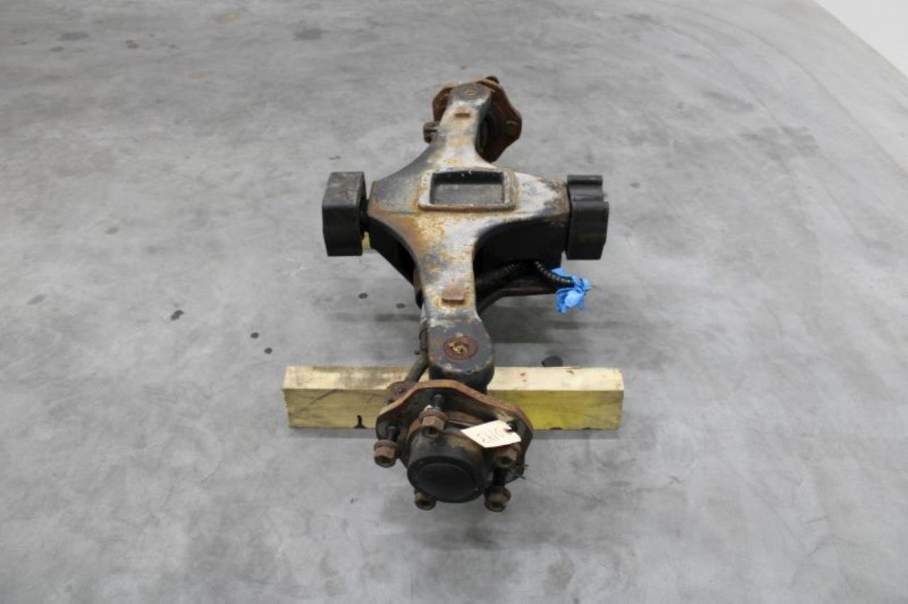 Hyster STEERING AXLE - Eje y piezas para Equipo de manutención: foto 4 Hyster STEERING AXLE - Eje y piezas para Equipo de manutención: foto 4
