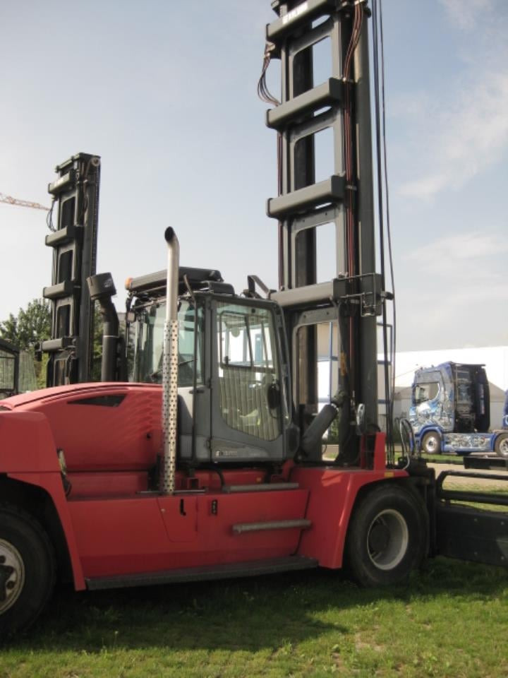 Kalmar DCG160-12 - Carretilla elevadora diésel: foto 1 Kalmar DCG160-12 - Carretilla elevadora diésel: foto 1