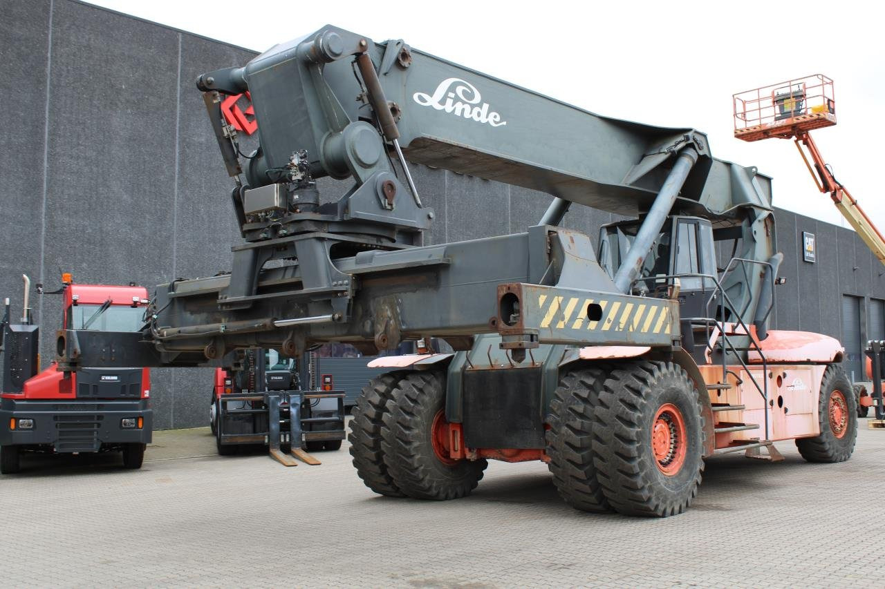 Linde C4531TL - Reach stacker: foto 2 Linde C4531TL - Reach stacker: foto 2