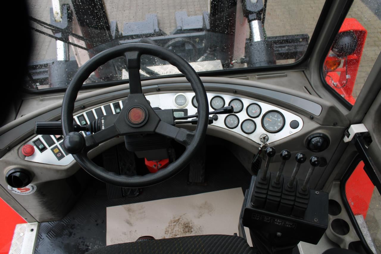 SveTruck 1875-33 - Carretilla elevadora diésel: foto 4 SveTruck 1875-33 - Carretilla elevadora diésel: foto 4