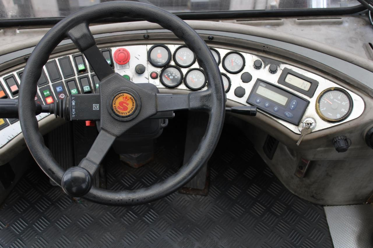 SveTruck 32120-50 - Carretilla elevadora diésel: foto 4 SveTruck 32120-50 - Carretilla elevadora diésel: foto 4