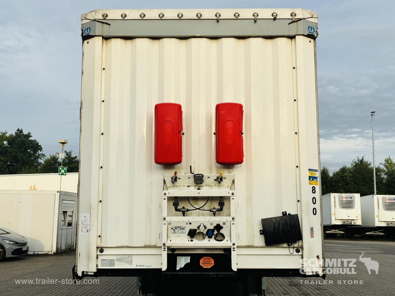 KRONE Auflieger Curtainsider Standard - Semirremolque lona: foto 4 KRONE Auflieger Curtainsider Standard - Semirremolque lona: foto 4