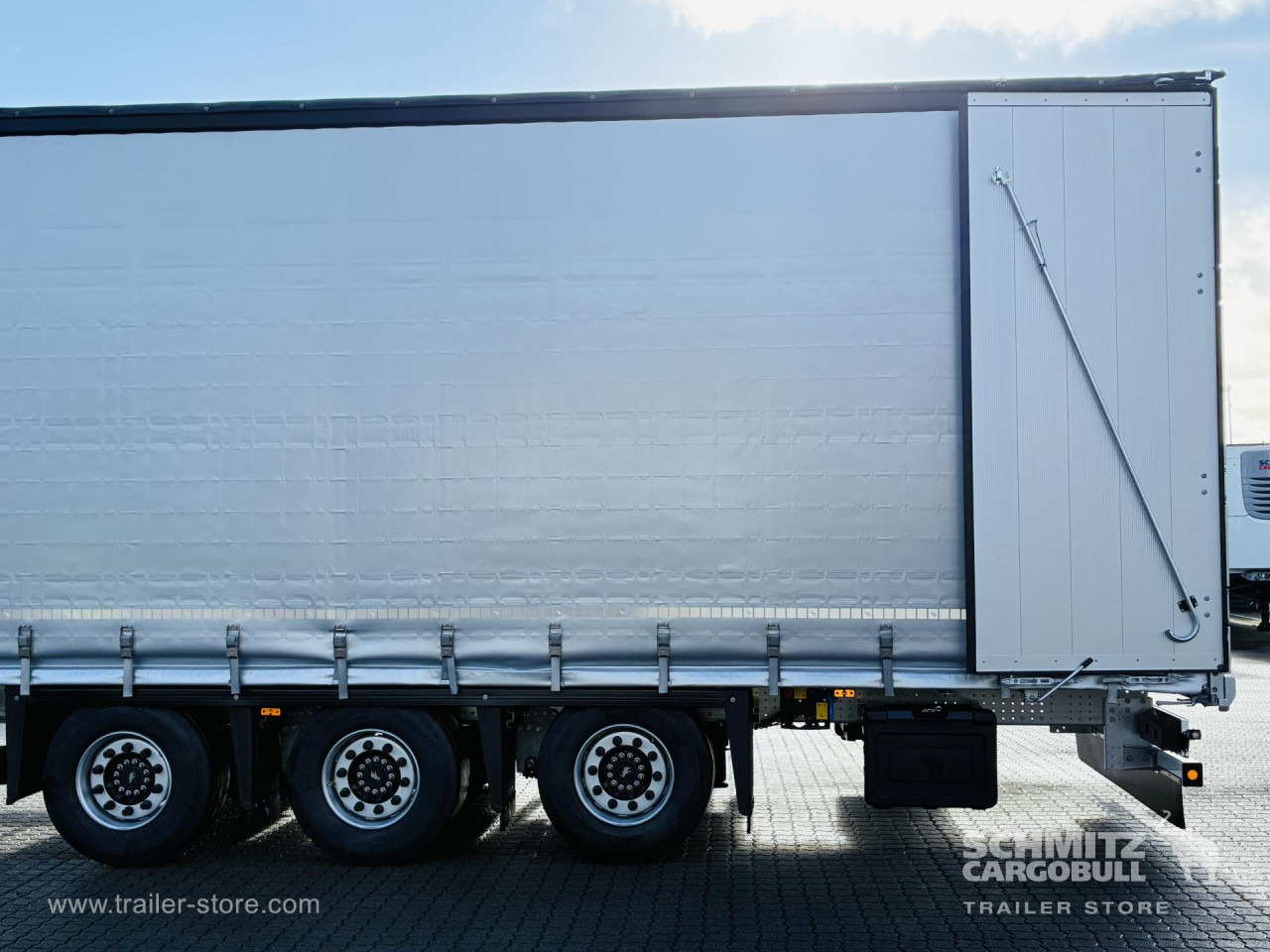 SCHMITZ Auflieger Curtainsider Mega - Semirremolque lona: foto 5 SCHMITZ Auflieger Curtainsider Mega - Semirremolque lona: foto 5