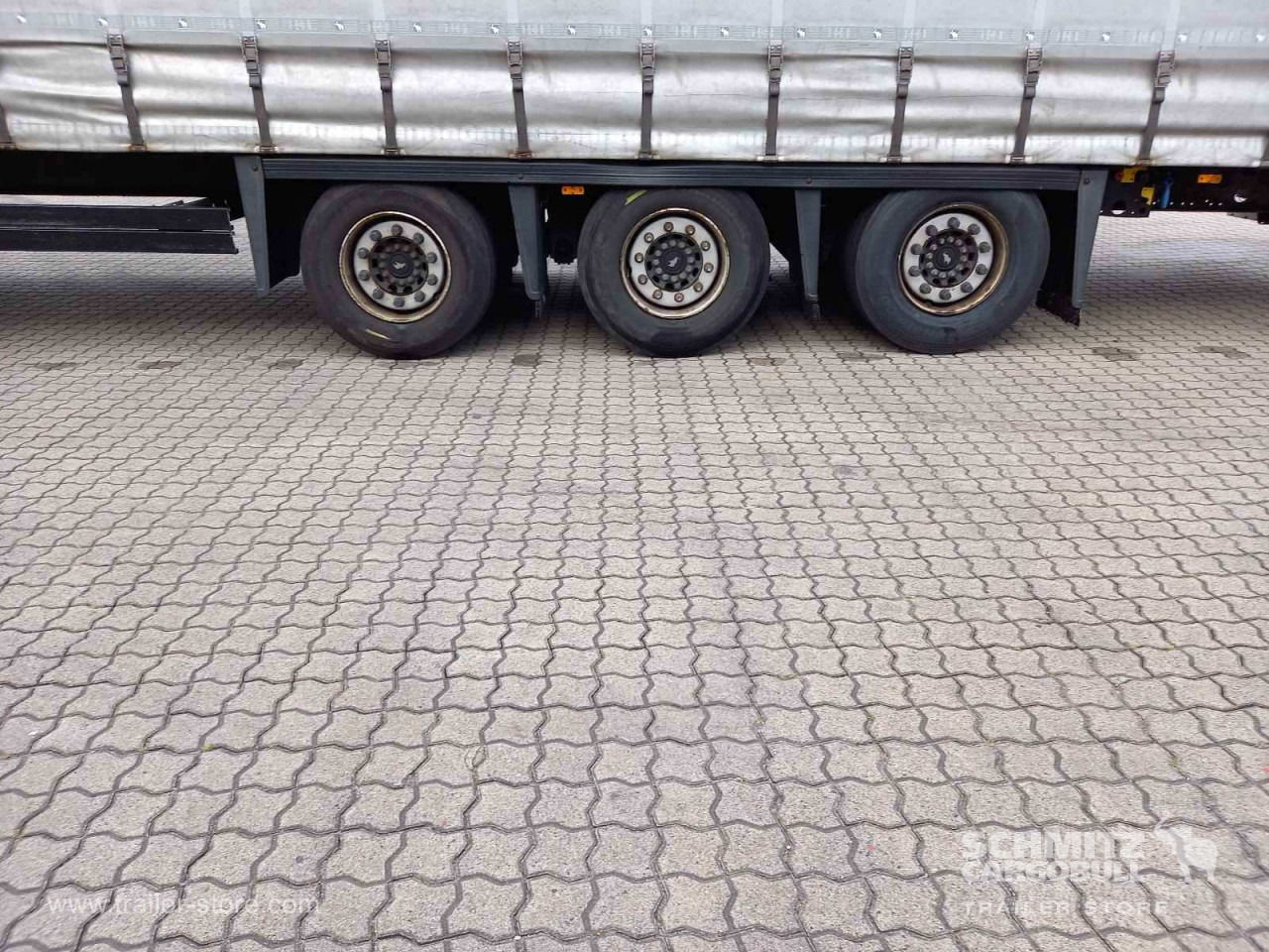 SCHMITZ Auflieger Curtainsider Mega - Semirremolque lona: foto 2 SCHMITZ Auflieger Curtainsider Mega - Semirremolque lona: foto 2