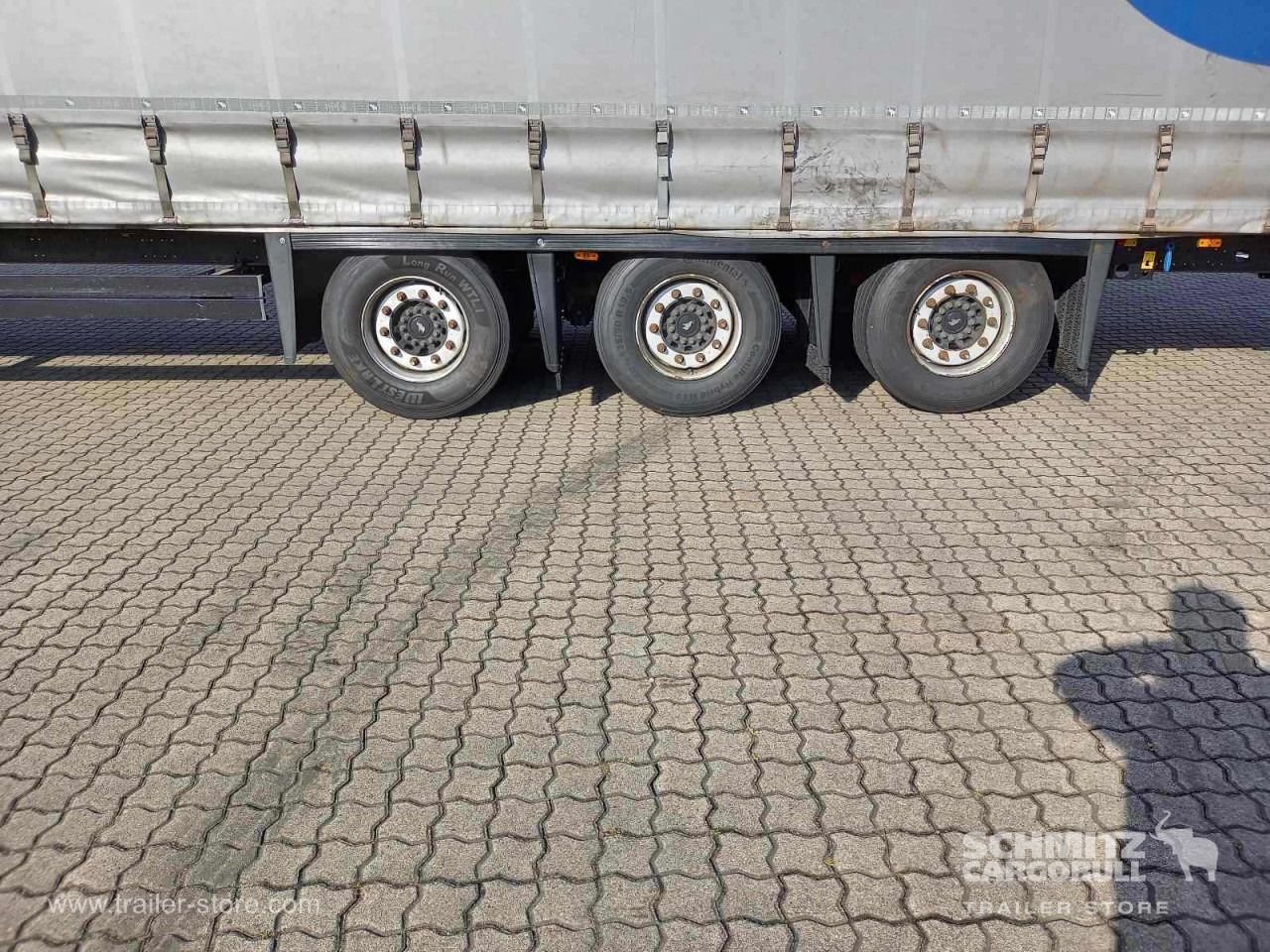 SCHMITZ Auflieger Curtainsider Mega - Semirremolque lona: foto 3 SCHMITZ Auflieger Curtainsider Mega - Semirremolque lona: foto 3