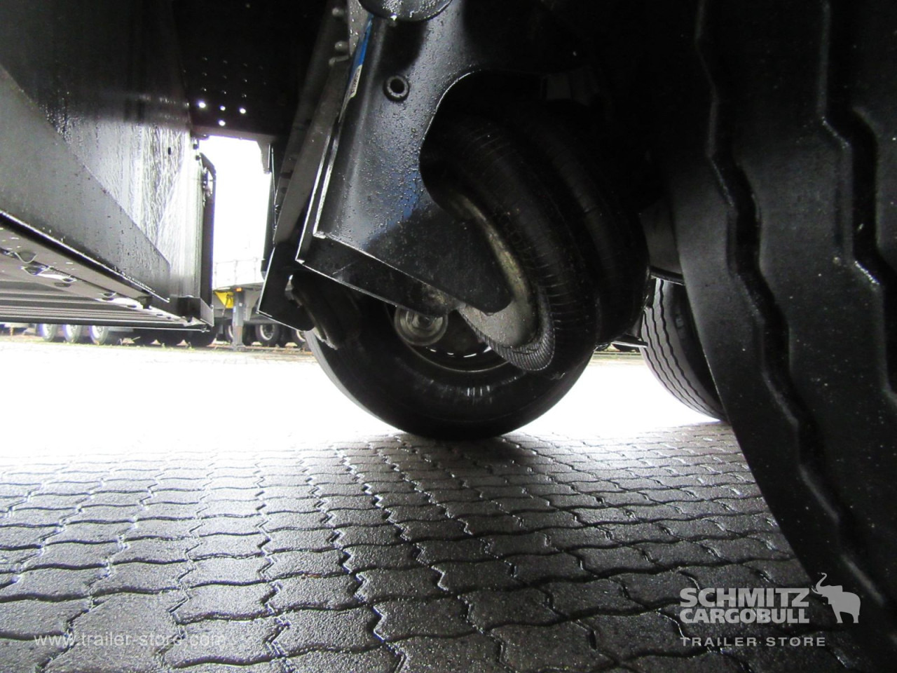 SCHMITZ Auflieger Curtainsider Standard - Semirremolque lona: foto 3 SCHMITZ Auflieger Curtainsider Standard - Semirremolque lona: foto 3
