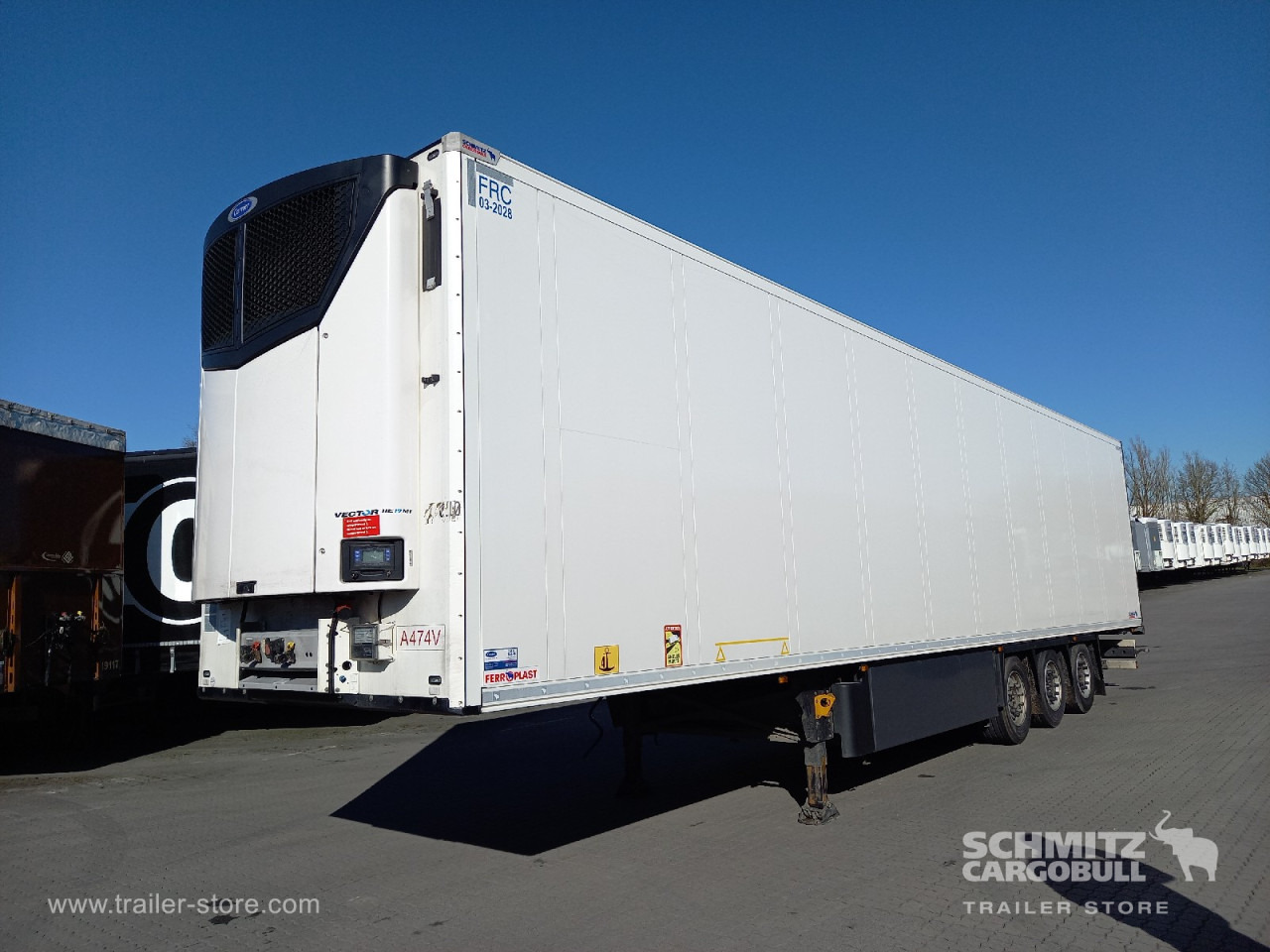 SCHMITZ Auflieger Tiefkühler Standard - Semirremolque isotérmico: foto 1 SCHMITZ Auflieger Tiefkühler Standard - Semirremolque isotérmico: foto 1
