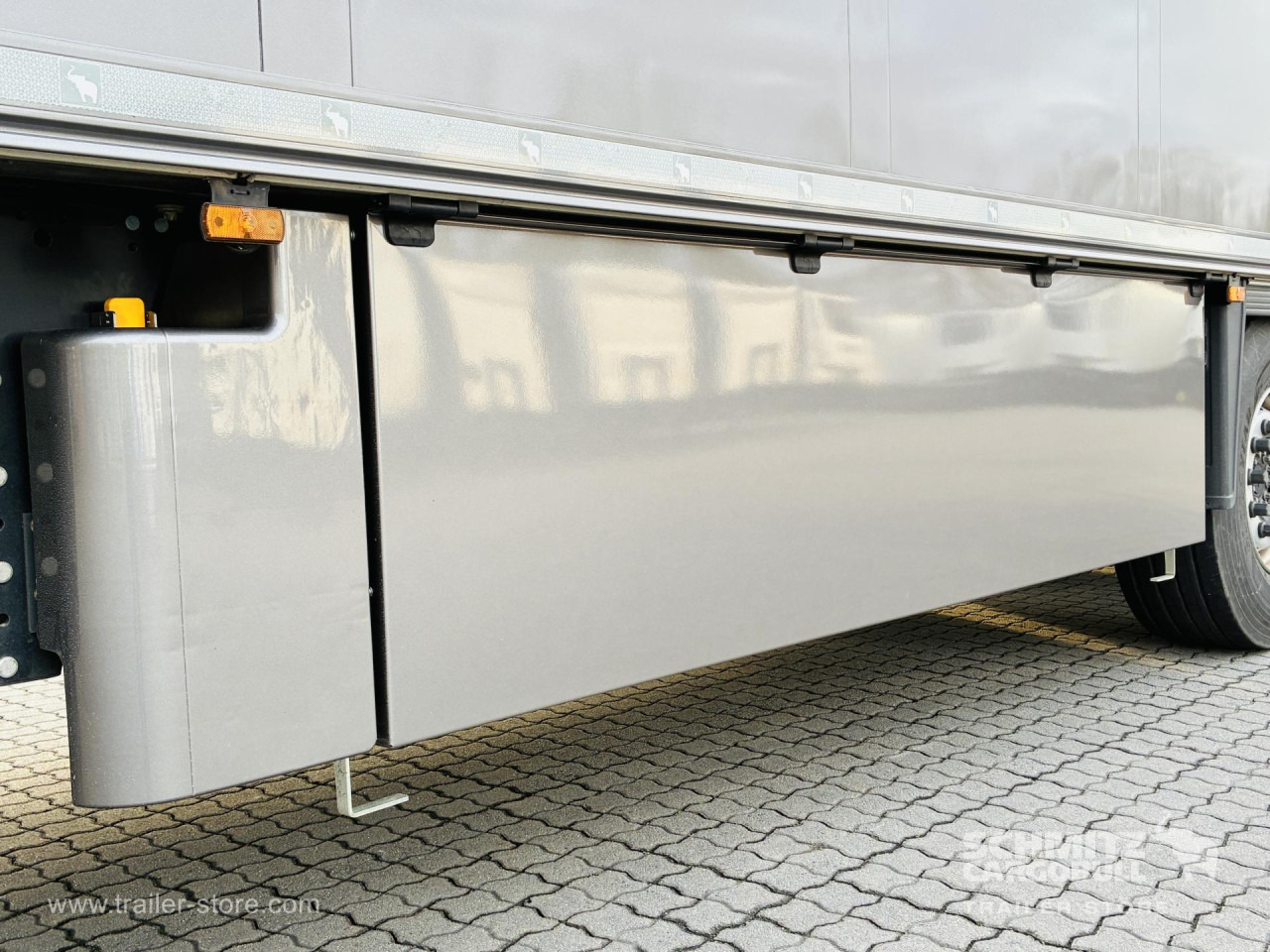 SCHMITZ Auflieger Tiefkühler Standard Double deck - Semirremolque isotérmico: foto 2 SCHMITZ Auflieger Tiefkühler Standard Double deck - Semirremolque isotérmico: foto 2