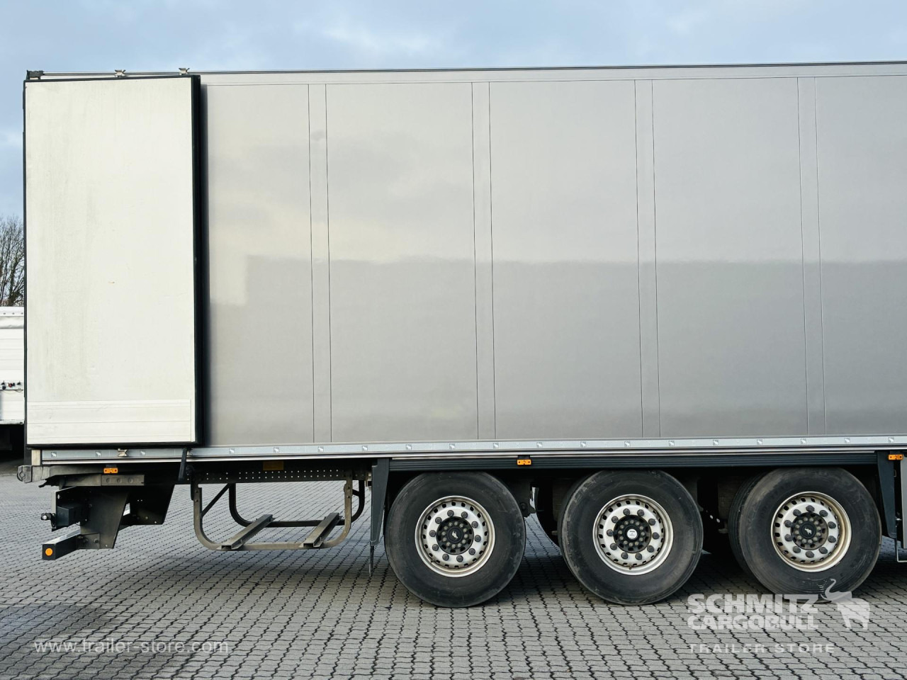 SCHMITZ Auflieger Tiefkühler Standard Double deck - Semirremolque isotérmico: foto 3 SCHMITZ Auflieger Tiefkühler Standard Double deck - Semirremolque isotérmico: foto 3