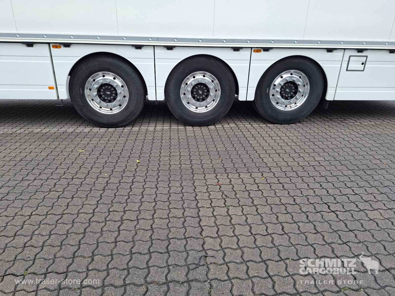 SCHMITZ Auflieger Tiefkühler Standard Double deck - Semirremolque isotérmico: foto 2 SCHMITZ Auflieger Tiefkühler Standard Double deck - Semirremolque isotérmico: foto 2