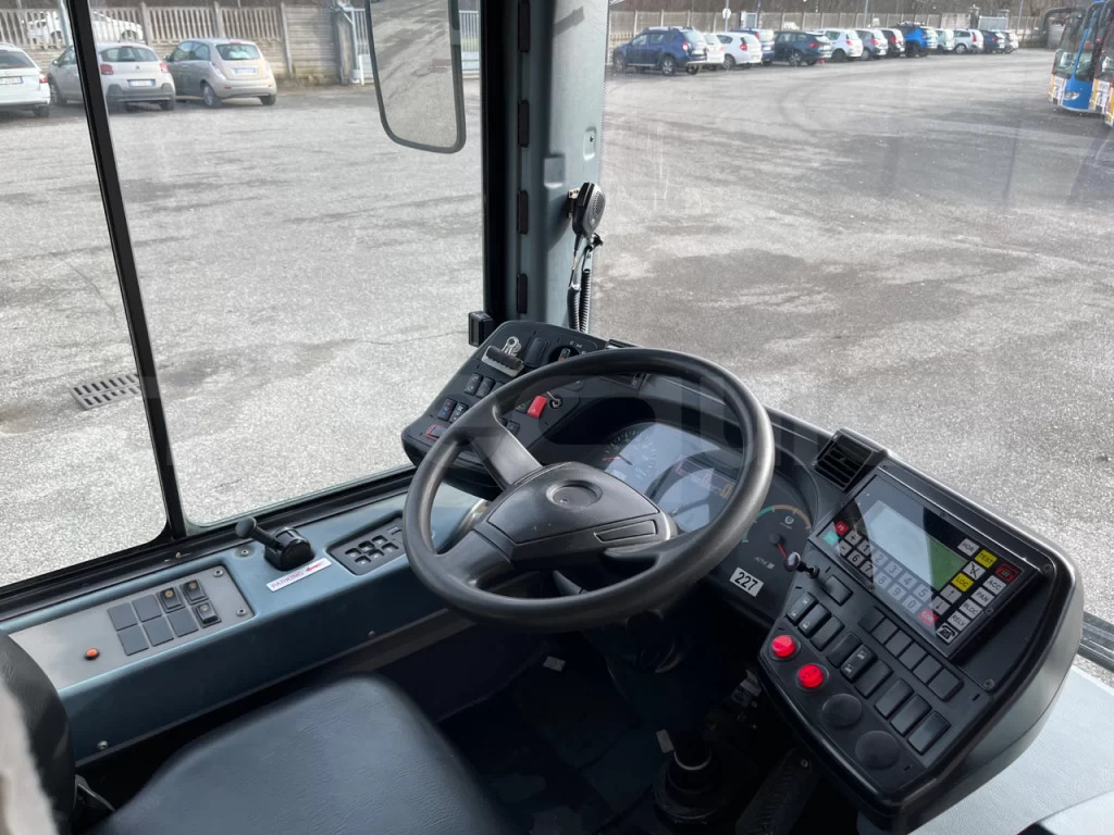 Foto del interior 1: Autobús urbano N.3 IVECO HEULIEZ GX 127