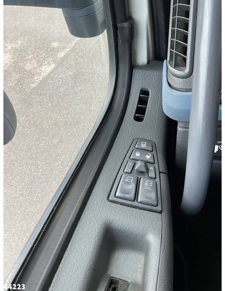 Cabeza tractora Volvo FM 340 HMF 12 Tonmeter laadkraan: foto 17