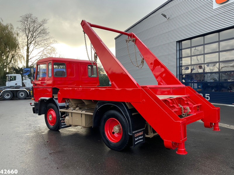 DAF FA 1600 DF 485 14 Ton portaalarmsysteem Oldtimer - Camión portacontenedor de cadenas: foto 2 DAF FA 1600 DF 485 14 Ton portaalarmsysteem Oldtimer - Camión portacontenedor de cadenas: foto 2