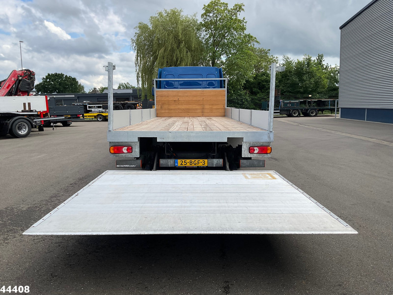 DAF FA LF 250 Euro 6 Autotransporter met laadklep - Camión portavehículos: foto 4 DAF FA LF 250 Euro 6 Autotransporter met laadklep - Camión portavehículos: foto 4