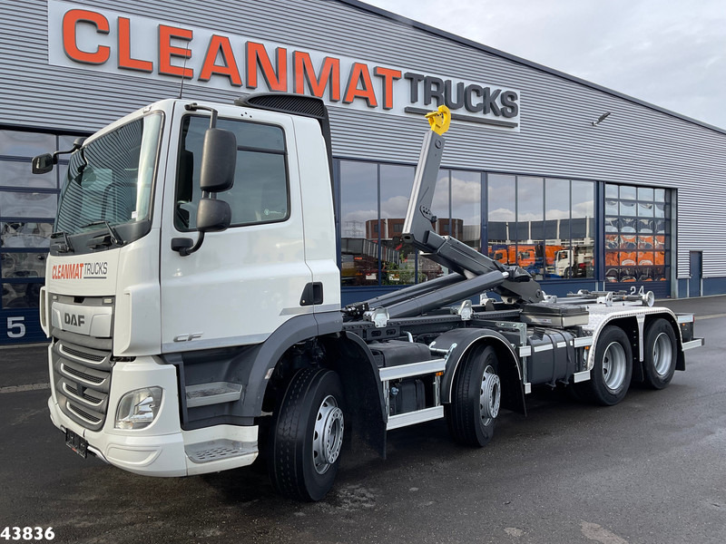DAF FAC CF 370 8x2 NIEUWE Hyvalift 26 Ton haakarmsysteem!! Just 177.485 km! - Camión multibasculante: foto 1 DAF FAC CF 370 8x2 NIEUWE Hyvalift 26 Ton haakarmsysteem!! Just 177.485 km! - Camión multibasculante: foto 1