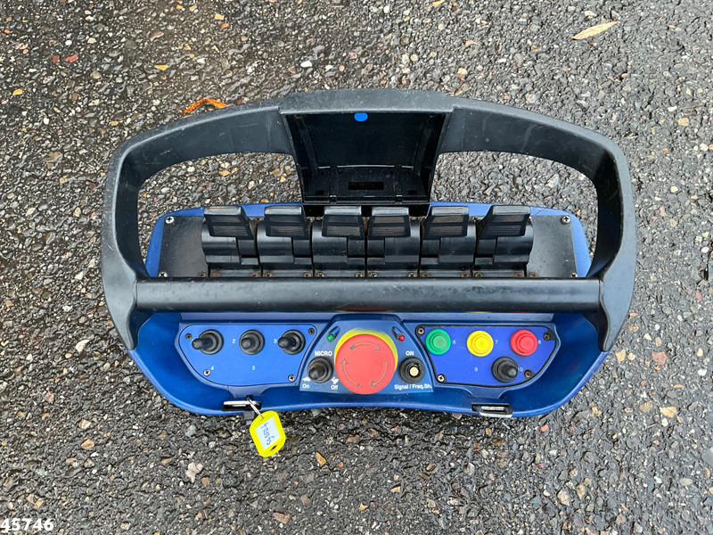 Camión multibasculante, Camión grúa DAF FAN CF 370 Euro 6 HMF 22 Tonmeter laadkraan Just 149.152 km!: foto 10