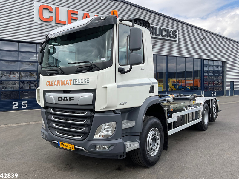 DAF FAN CF 450 Hyvalift 20 Ton haakarmsysteem Unused! - Camión multibasculante: foto 2 DAF FAN CF 450 Hyvalift 20 Ton haakarmsysteem Unused! - Camión multibasculante: foto 2