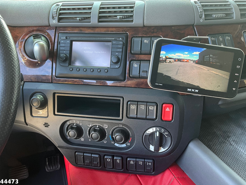 Camión grúa DAF FAQ CF 510 8x2 Euro 6 HMF 40 Tonmeter laadkraan + Fly-JIb: foto 16 Camión grúa DAF FAQ CF 510 8x2 Euro 6 HMF 40 Tonmeter laadkraan + Fly-JIb: foto 16