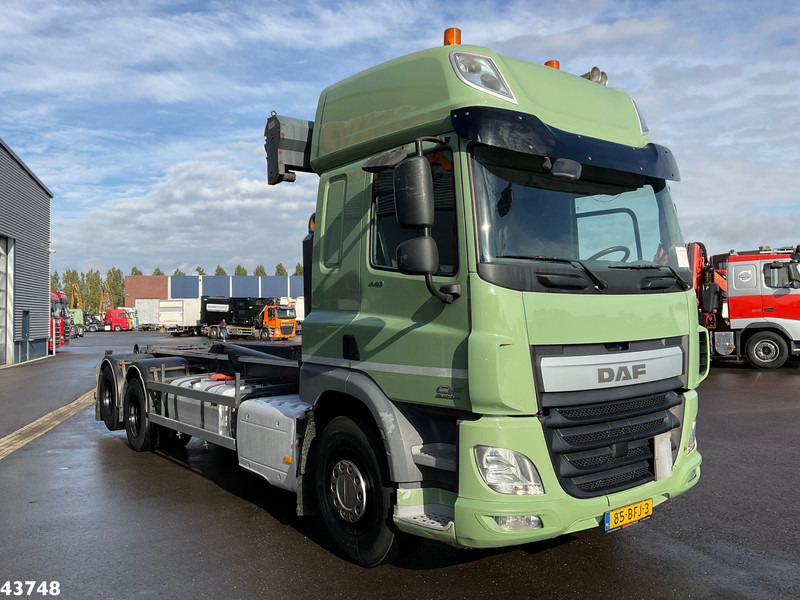 DAF FAS CF 440 Euro 6 VDL 21 Ton haakarmsysteem - Camión multibasculante: foto 3 DAF FAS CF 440 Euro 6 VDL 21 Ton haakarmsysteem - Camión multibasculante: foto 3
