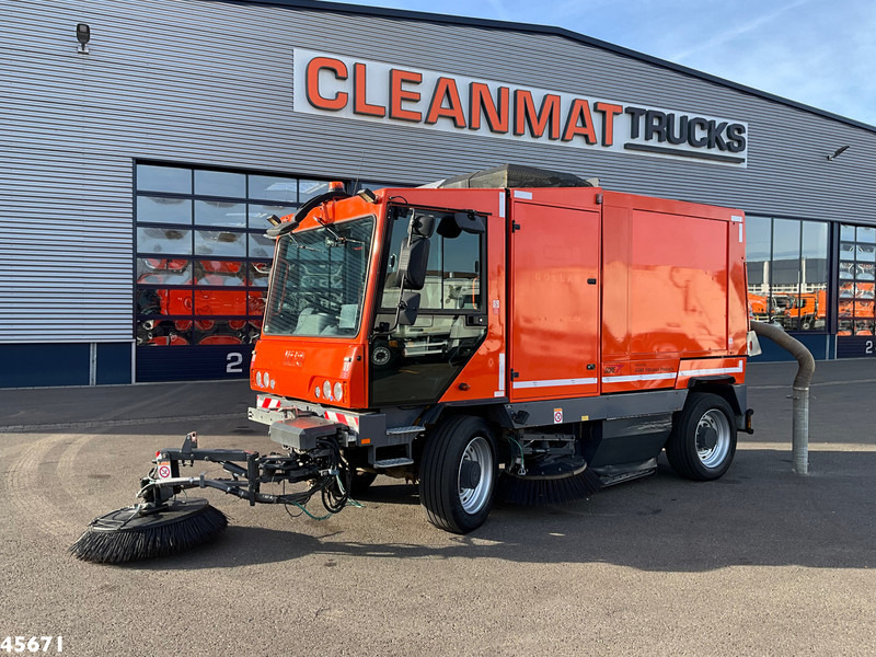 Dulevo 5020 Euro 6 with 3-rd brush - Barredora vial: foto 1 Dulevo 5020 Euro 6 with 3-rd brush - Barredora vial: foto 1