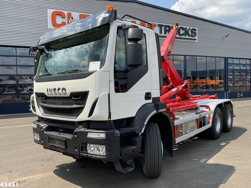 Iveco AD260T 6x4 Euro 6 AJK 20 haakarmsysteem - Camión multibasculante: foto 1 Iveco AD260T 6x4 Euro 6 AJK 20 haakarmsysteem - Camión multibasculante: foto 1