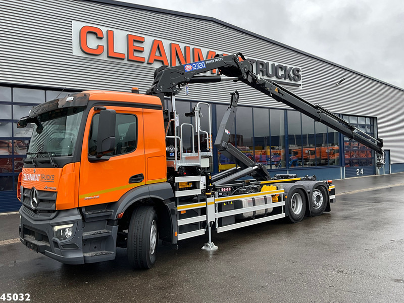 Mercedes-Benz ACTROS 2543 HMF 23 Tonmeter laadkraan - Camión multibasculante: foto 1 Mercedes-Benz ACTROS 2543 HMF 23 Tonmeter laadkraan - Camión multibasculante: foto 1
