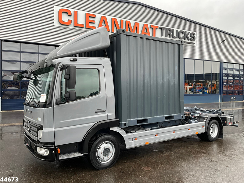 Mercedes-Benz Atego 816 Euro 5, 3 Ton haakarmsysteem - Camión multibasculante: foto 4 Mercedes-Benz Atego 816 Euro 5, 3 Ton haakarmsysteem - Camión multibasculante: foto 4