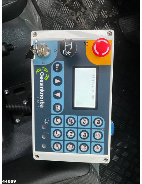 Leasing para Mitsubishi Canter 9C18 Zoeller 7m³ Mitsubishi Canter 9C18 Zoeller 7m³: foto 10
