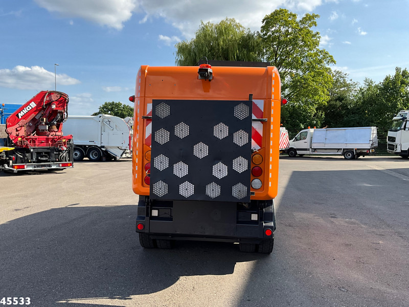 Ravo 5-Serie 560 with 3-rd brush - Barredora vial: foto 5 Ravo 5-Serie 560 with 3-rd brush - Barredora vial: foto 5