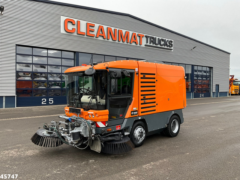 Ravo 580 with 3-rd brush - Barredora vial: foto 3 Ravo 580 with 3-rd brush - Barredora vial: foto 3