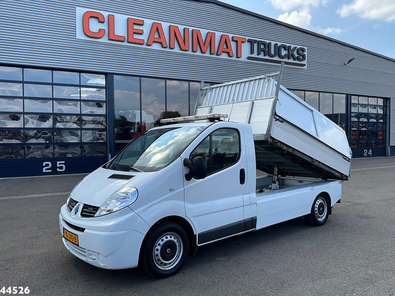 Renault Trafic 2.0 dCi Veeg-vuil kipper - Camión de basura: foto 1 Renault Trafic 2.0 dCi Veeg-vuil kipper - Camión de basura: foto 1