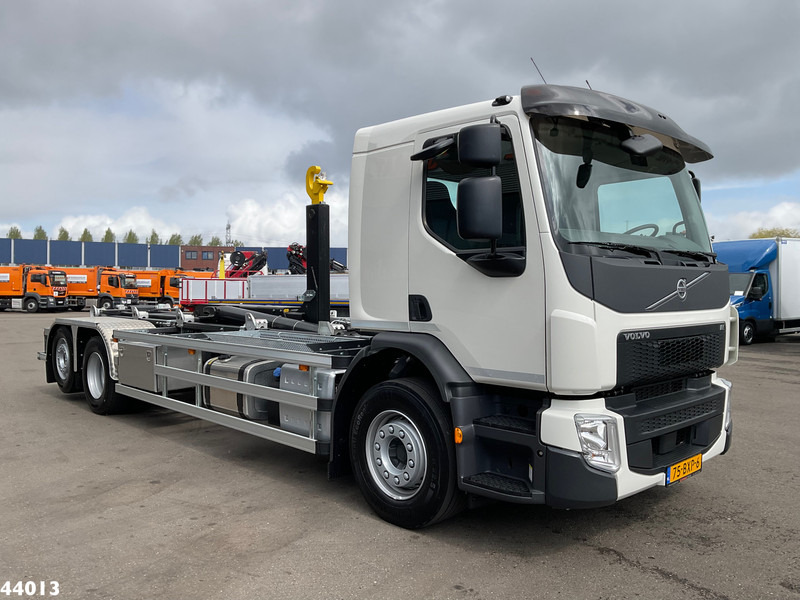 Volvo FE 350 6x2 Hyvalift 26 Ton haakarmsysteem NEW AND UNUSED! - Camión multibasculante: foto 3 Volvo FE 350 6x2 Hyvalift 26 Ton haakarmsysteem NEW AND UNUSED! - Camión multibasculante: foto 3