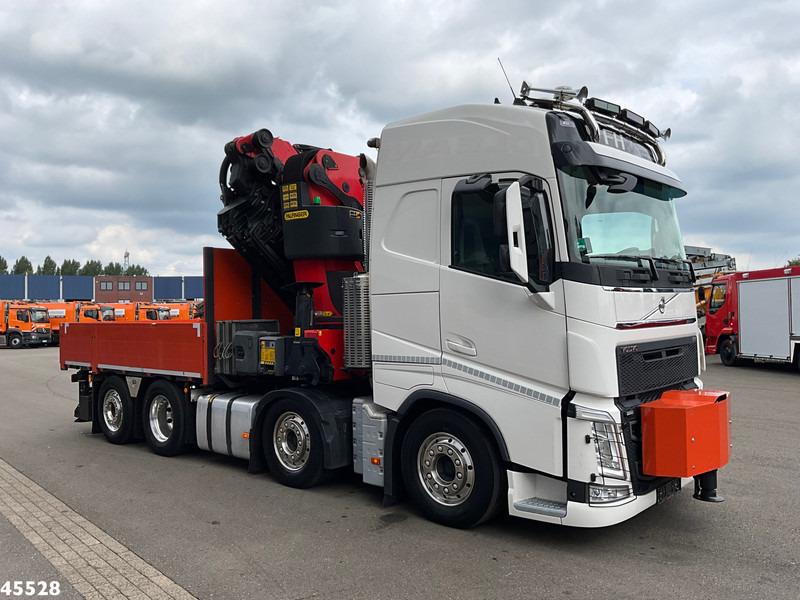 Volvo FH 540 8x2 Euro 6 Palfinger 92 Tonmeter laadkraan + Fly-jib Just 81.817 Km! - Camión grúa: foto 5 Volvo FH 540 8x2 Euro 6 Palfinger 92 Tonmeter laadkraan + Fly-jib Just 81.817 Km! - Camión grúa: foto 5