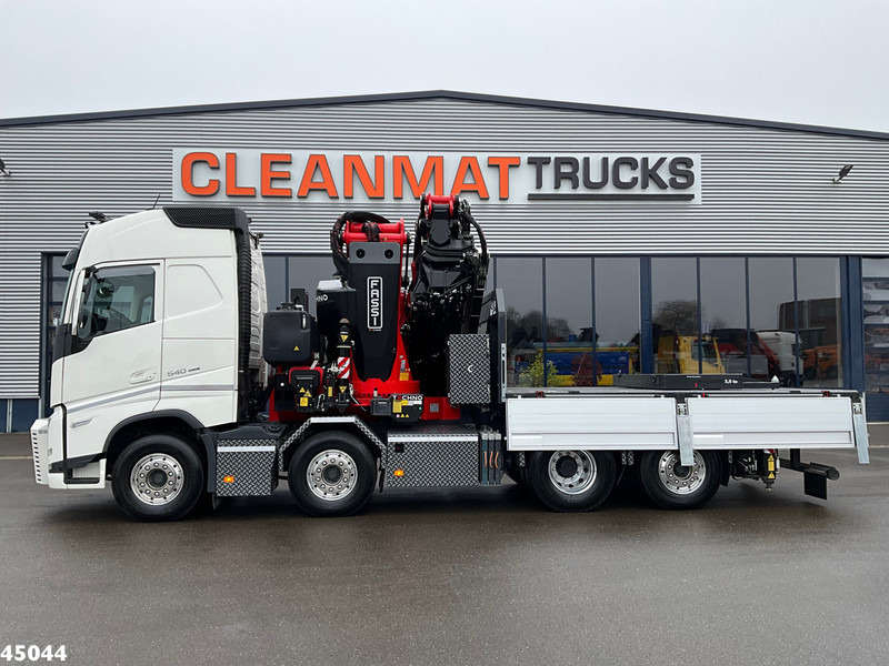 Volvo FH 540 8x2 Fassi 145 Tonmeter laadkraan + Fly-JIb Just 7.187 Km! Demo voertuig! - Camión grúa: foto 4 Volvo FH 540 8x2 Fassi 145 Tonmeter laadkraan + Fly-JIb Just 7.187 Km! Demo voertuig! - Camión grúa: foto 4