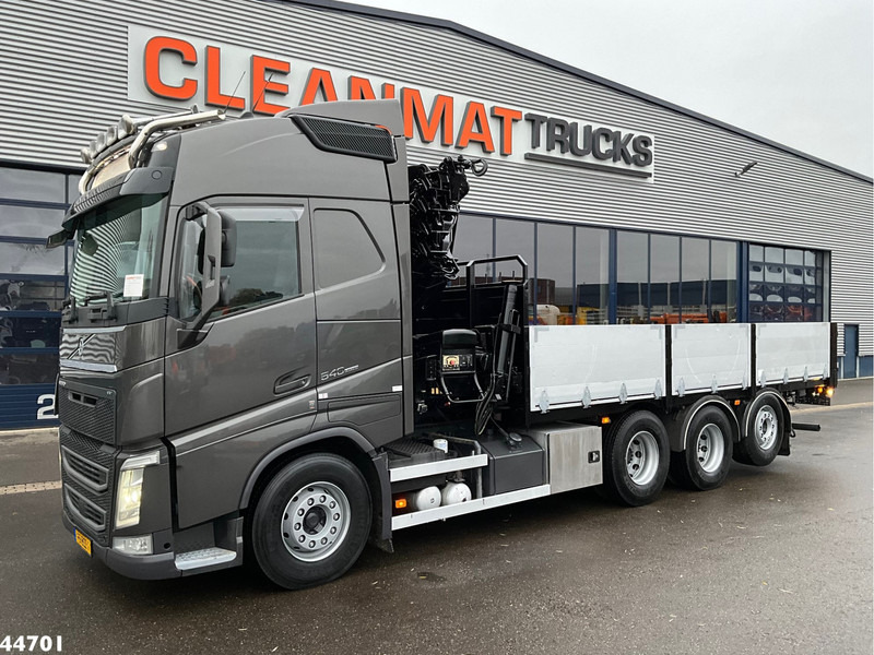 Volvo FH 540 8x4 Euro 6 Hiab 37 Tonmeter laadkraan - Camión grúa: foto 2 Volvo FH 540 8x4 Euro 6 Hiab 37 Tonmeter laadkraan - Camión grúa: foto 2